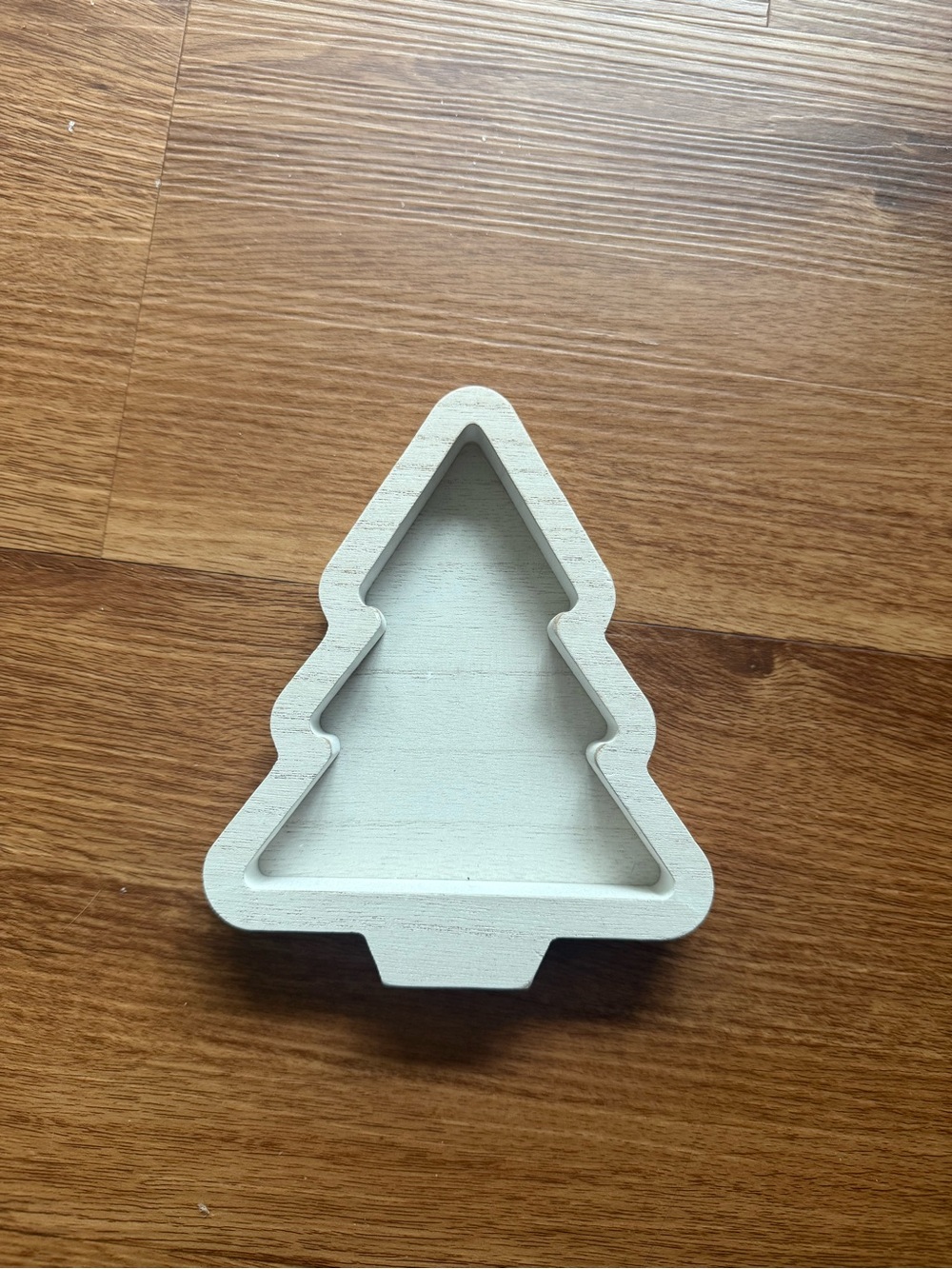 Wooden Christmas Tree Trinket Tray - White